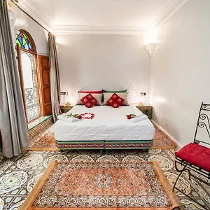 riad-salma.hotelfesmorocco.com/