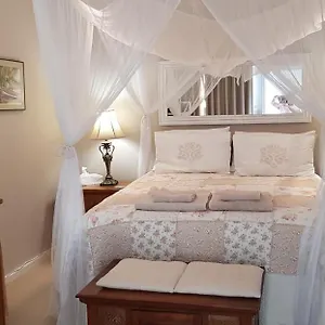 papillon-guest-suite.hotels-capetown.com/